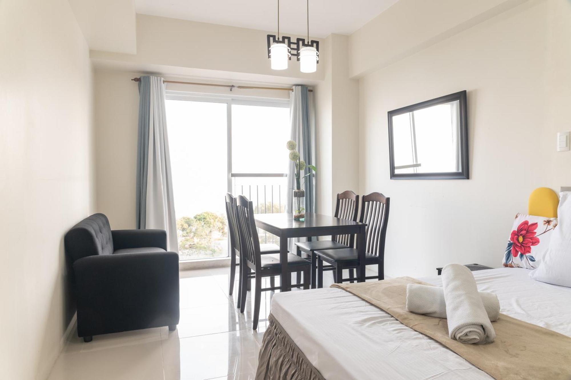 Wind Residence 4 Tagaytay City Exterior photo